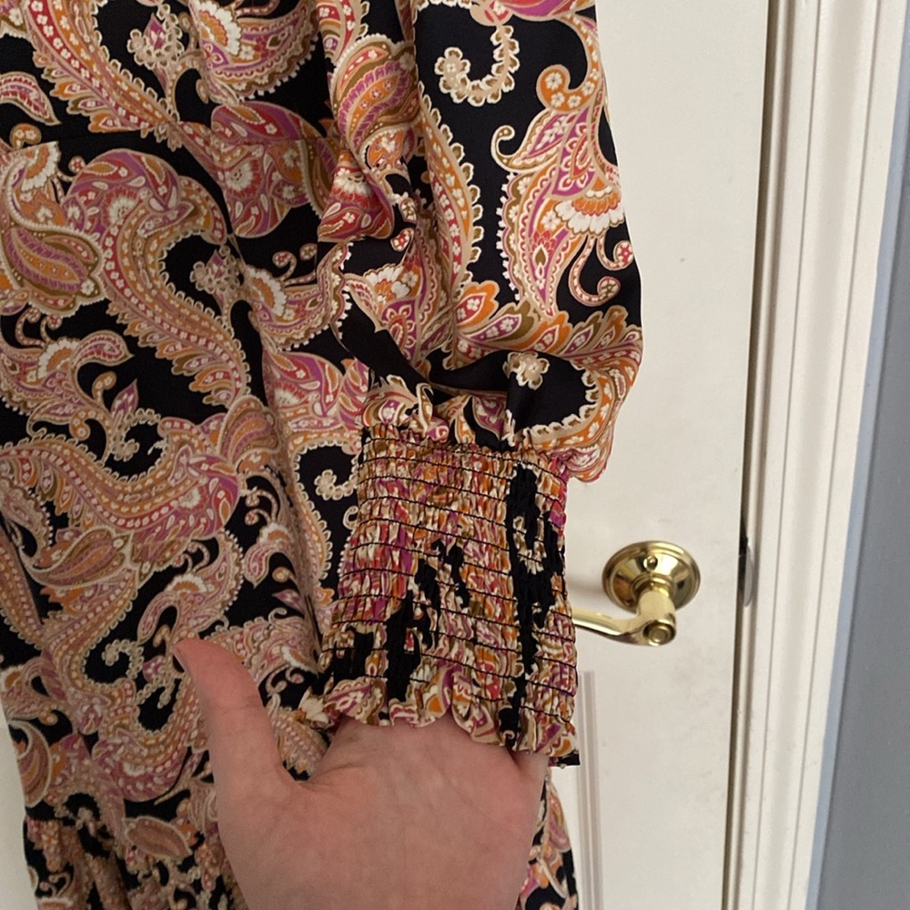 Dress - Picture 3 of 5